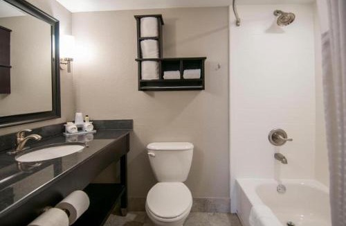 Jackson Apartment | Gated King Bed Apt Studio 227