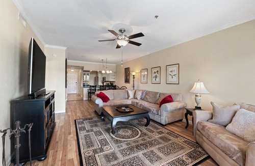 Highland Lake Estates Condo | Gated Lakeside Condo: Pool and Lake Views Plus Complex Amenities