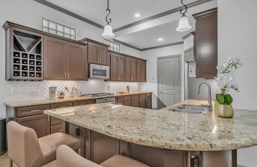 Grogan's Mill House | Gated Luxury Haven with Pool - The Woodlands, TX