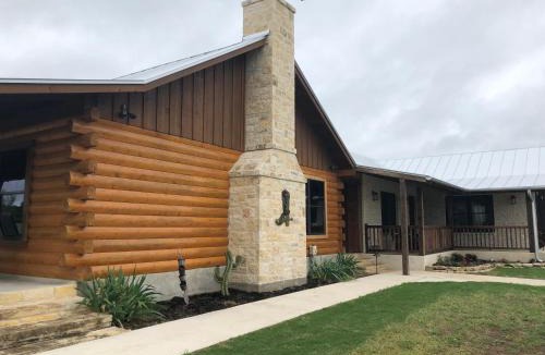Fredericksburg House | Gateway Gathering - Cabin