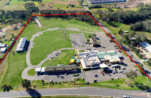 Vineyard Hotel | Gateway Motel