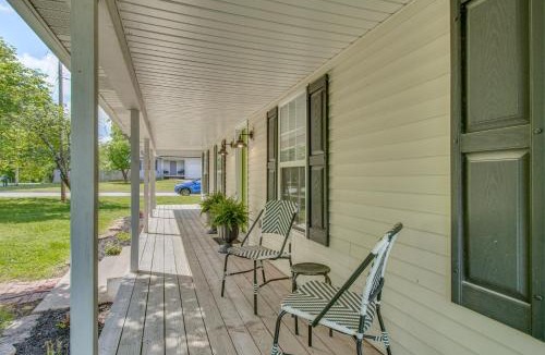 Harrison House | Gateway to Buffalo River! Ozark Adventure Basecamp