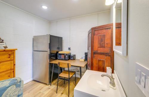 Clinton Apartment | Gateway to Greers Ferry Lake! Cozy Couple's Escape