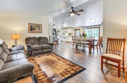 Packwood House | Gateway to Mt Rainier Riverfront Haven with Hot Tub