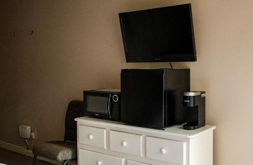 Waynesboro Hotel | Gateway to Nature's Room 14