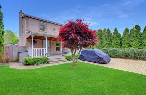 Mastic Beach House | Gateway to the Hamptons in Mastic Beach