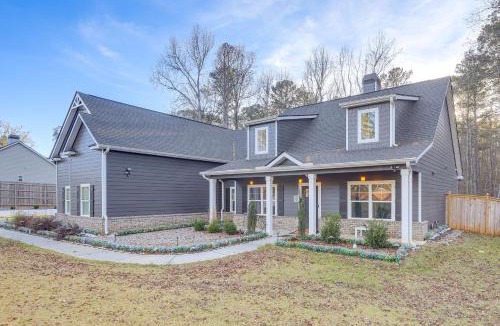 Locust Grove House | Gather, Play & Unwind! Modern Locust Grove Home