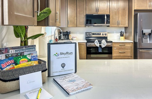 Montrose House | Gather Together w/Workspace, Garage, Pets