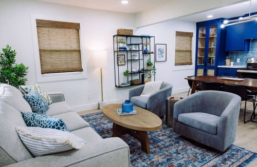 Austin Ave. House | Gather your group! ~ 4 Pet friendly homes + hot tub & fire pits ~ Sleeps 20