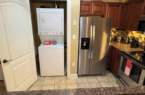 Gatlinburg Condo | Gatlinburg's Finest Downtown Location, Restaurants, Great Mtn Views, Tranquil