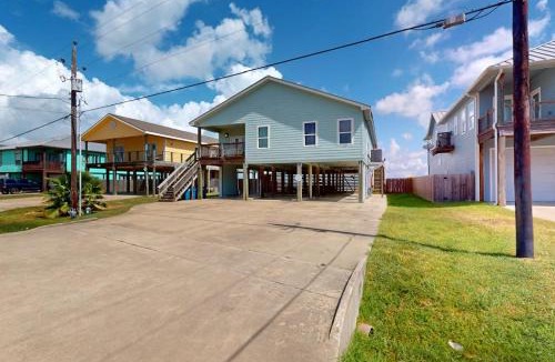 Rockport House | Gato Malo