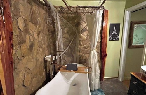 Austral Bed & Breakfast | Gatsby Bead and Breakfast