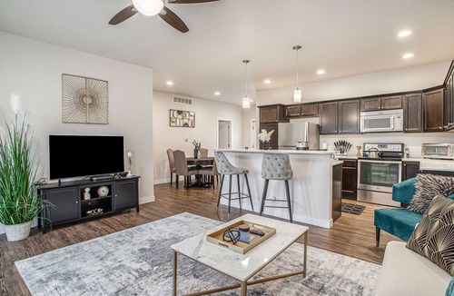 Stevensville Condo | Gatsby Place | Beaches | Grand Mere | Wineries