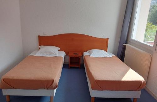 Saint-Symphorien-de-Marmagne Hotel | Gaulois
