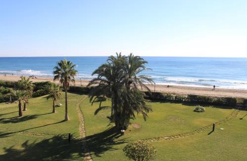 Gava Apartment | GAVA 2 BEACHFRONT PENTHOUSE