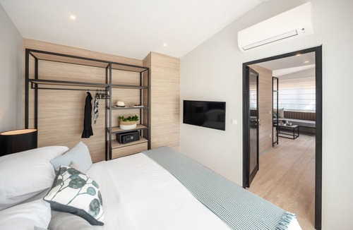 Cove Osibova (Milna) Hotel | Gava Waterman Island Cottages