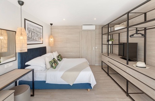 Cove Osibova (Milna) Hotel | Gava Waterman Island Cottages