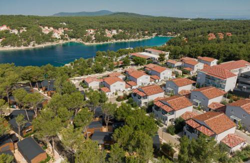 Cove Osibova (Milna) Resort | Gava Waterman Milna Resort – All Inclusive