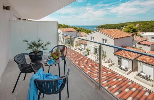 Cove Osibova (Milna) Resort | Gava Waterman Milna Resort – All Inclusive