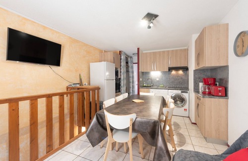 Gavarnie-Gedre Apartment | Gavarnie Apartment – Cozy Duplex with Parking & Ski Locker