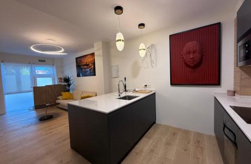 Villa de Vallecas Apartment | GAVIA- Suite LUXURY - Go easy Down town