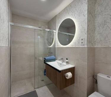 Villa de Vallecas Apartment | GAVIA- Suite LUXURY - Go easy Down town