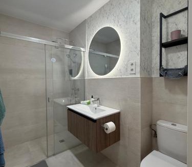 Villa de Vallecas Apartment | GAVIA- Suite LUXURY - Go easy Down town