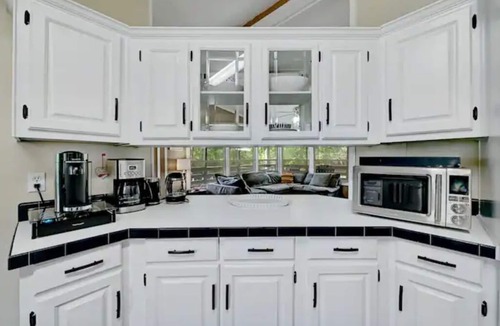 Smithville House | Gaviota Home in The Lost Pines