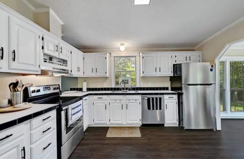 Smithville House | Gaviota Home in The Lost Pines