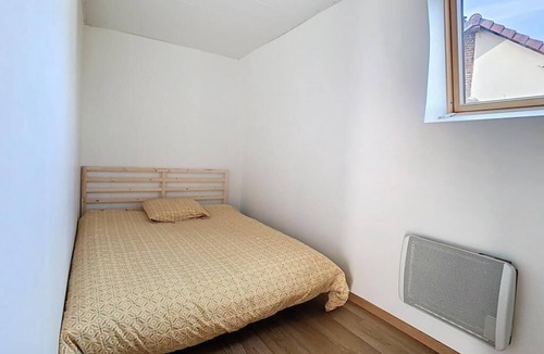 Gavrelle Apartment | Gavrelle logos