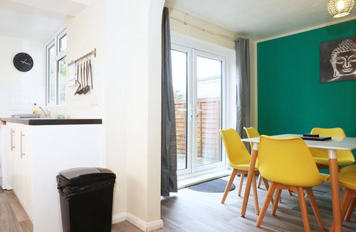 Newton St Loe House | 2 bed/Great Monthly Discounts