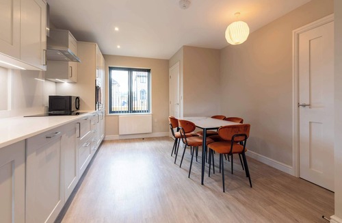 Newton St Loe Apartment | Newly Refurbished Home, Short Drive to Bath Centre