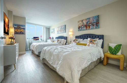 East Fort Lauderdale Hotel | GC Secret Blending a combination of ecclectic and luxury.