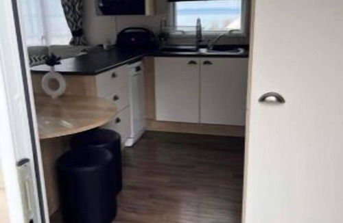 Ayr House | GDs Caravan Hire Craig Tara