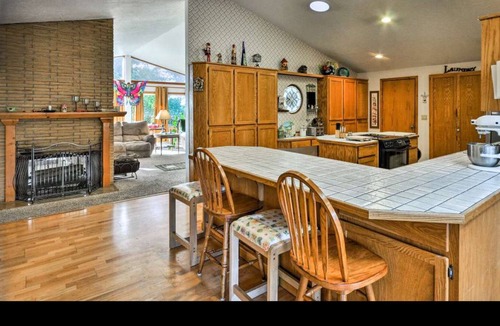 Surf Pines House | Gearhart Beach Getaway