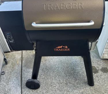 Surf Pines House | Gearhart Lakefront Vacation Rental