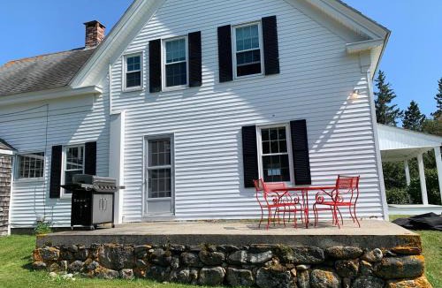 Stonington House | Geary House at Fifield Point