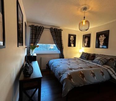 East Kilbride Apartment | Geddes View