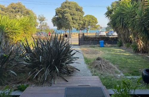 North Shore Villa | Geelong Beach Q House