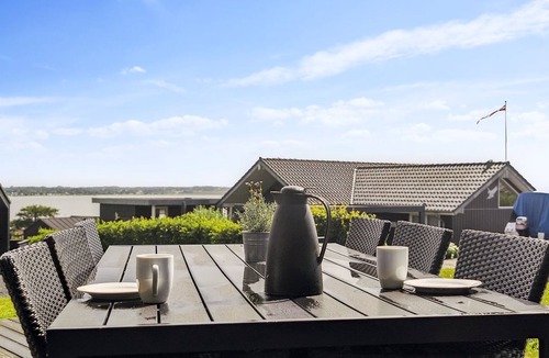 Kelstrup House | "Geeske" - 150m from the sea by Interhome