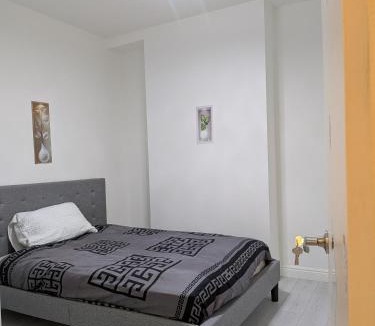 Aber Valley House | Gelli Terrace