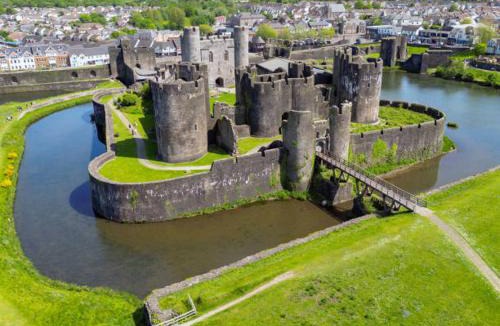 Aber Valley House | Gelli Terrace