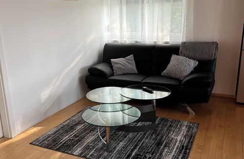 Langerringen Apartment | Gemütliche Dachgeschoss Wohnung