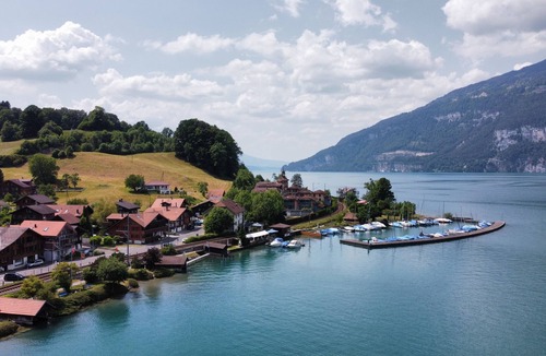 Darligen Apartment | Gemütliche Ferienwohnung 5 Km von Interlaken und 50 Meter vom See Entfernt