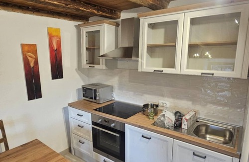 Rab Town House | Gemütliches Ferienhaus Viskic by Interhome