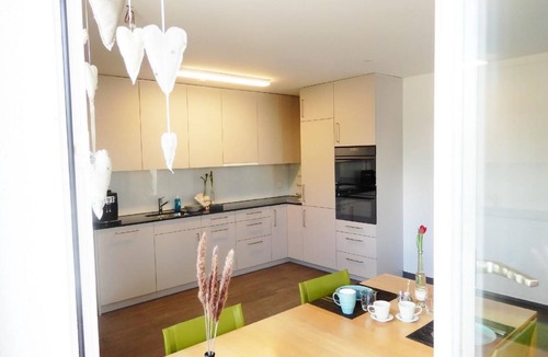 Ohmstal Apartment | Gemütliche Parterre-Ferienwohnung mit Terrasse by Interhome