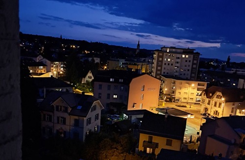 Kreuzlingen Apartment | Gemütliche Sonnige Ferienwohnung mit Ausblick, Nahe Bodensee