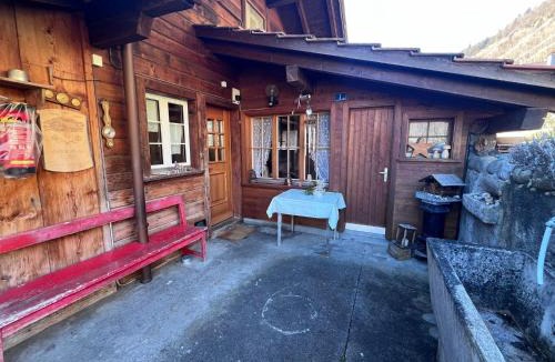 Niederried bei Interlaken Apartment | Gemütliche und rustikale Ferienwohnung