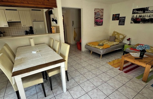 Andelfingen District Apartment | Gemütliche Wohnung im Stadtzentrum