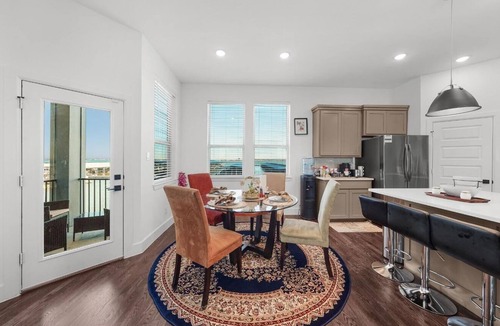 Rowlett Condo | Gem by the Lake